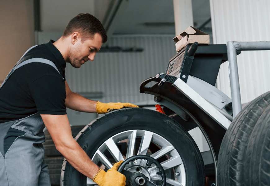 زمان مناسب بالانس لاستیک خودرو | نشانه‌ها و توصیه‌های معین تایر